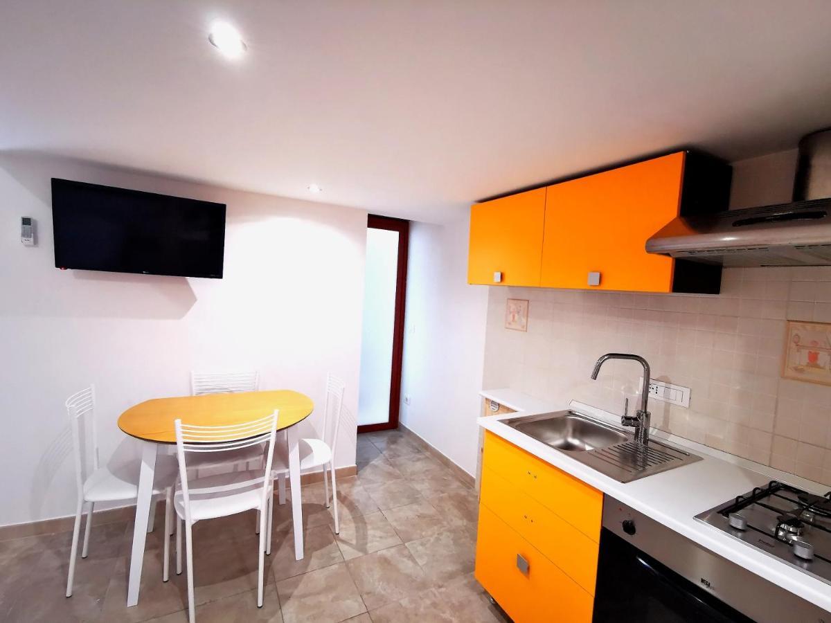 Guru House B&B Apartments Milazzo Exterior photo